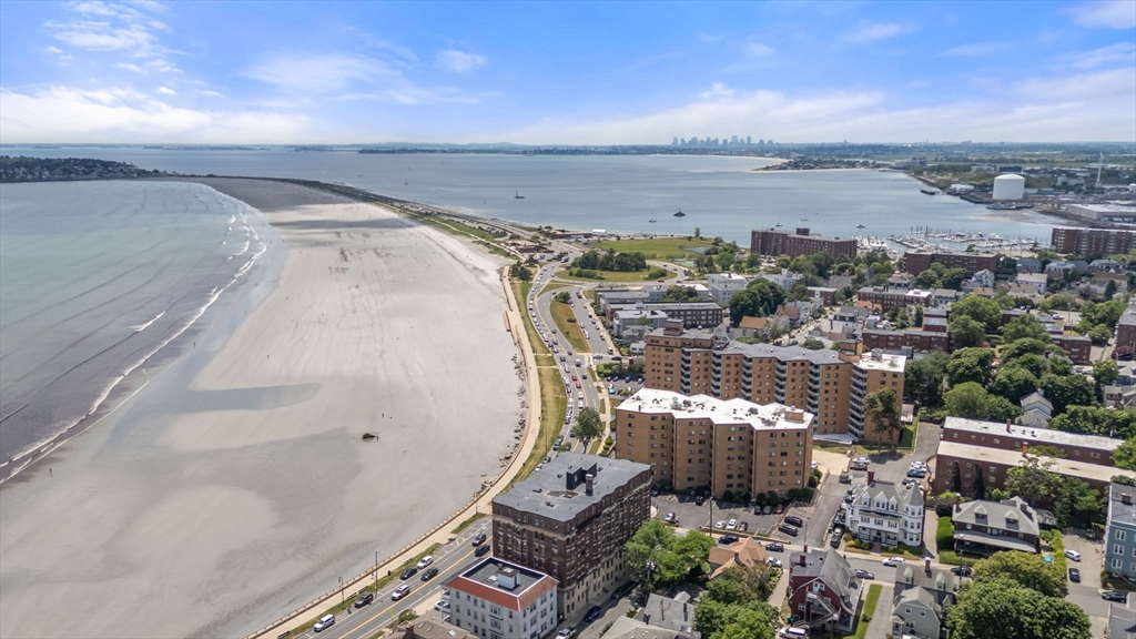 285 Lynn Shore Dr 402