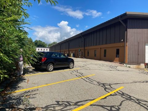 56 Leonard St Foxboro MA 02035