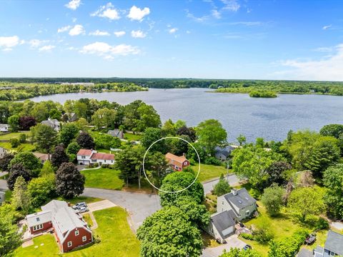 29 Saddle Dr Bridgewater MA 02324