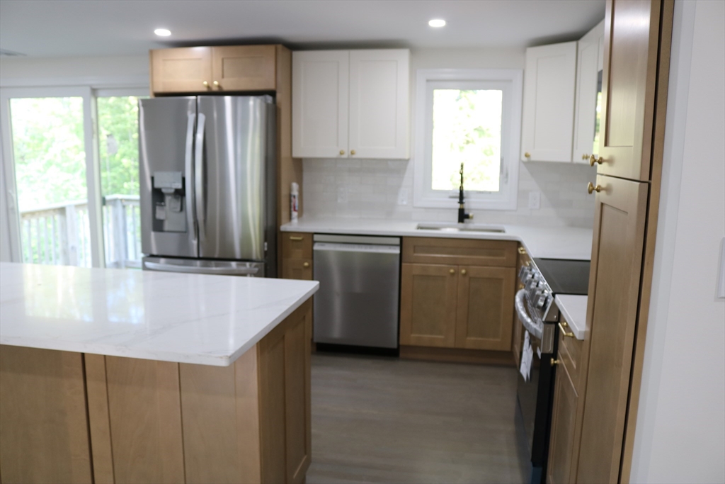 12 Flintlocke Dr