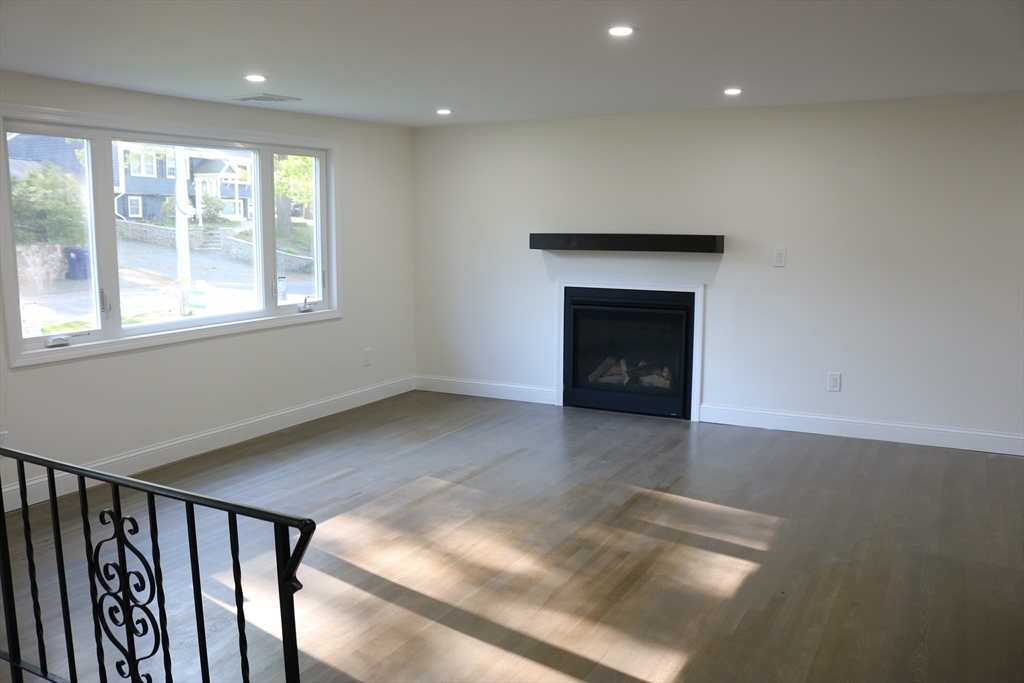 12 Flintlocke Dr