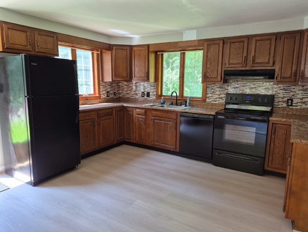 178 Cross St #1, Boylston, MA, 178 Cross St #1, Boylston, MA Photo #4