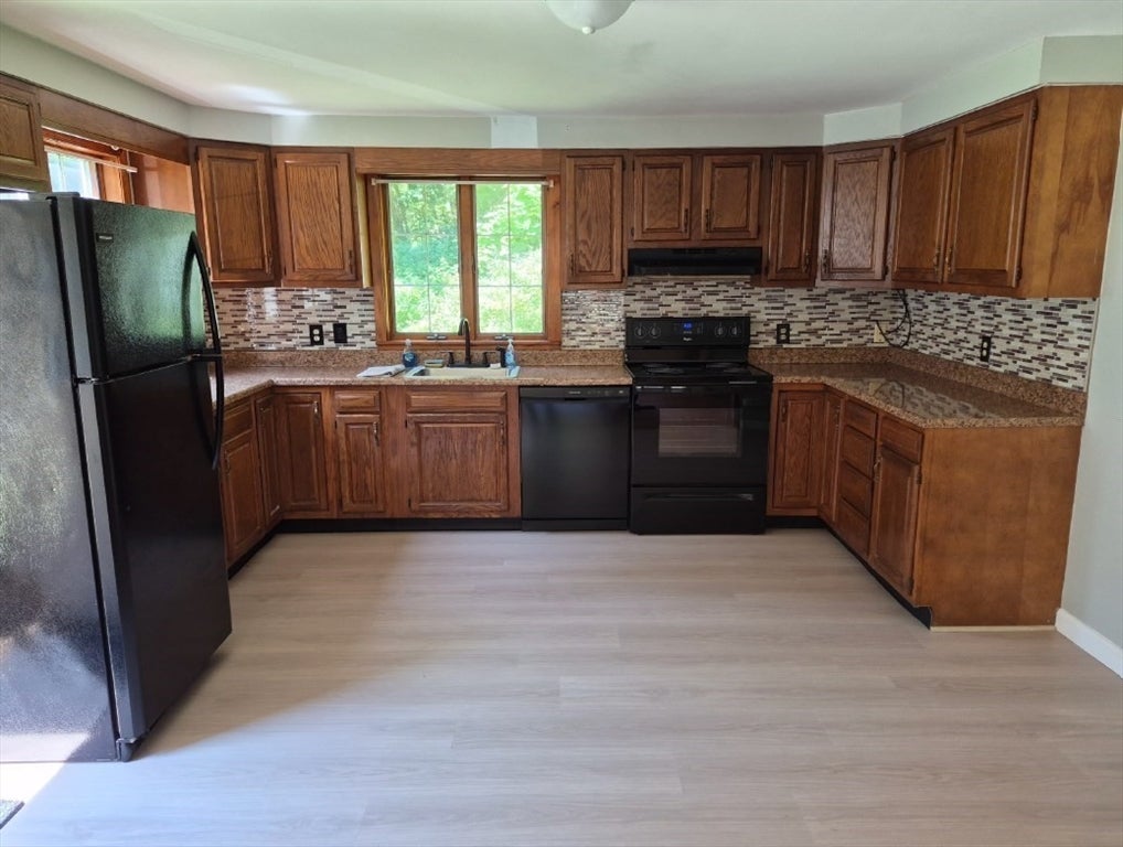 178 Cross St #1, Boylston, MA, 178 Cross St #1, Boylston, MA Photo #3