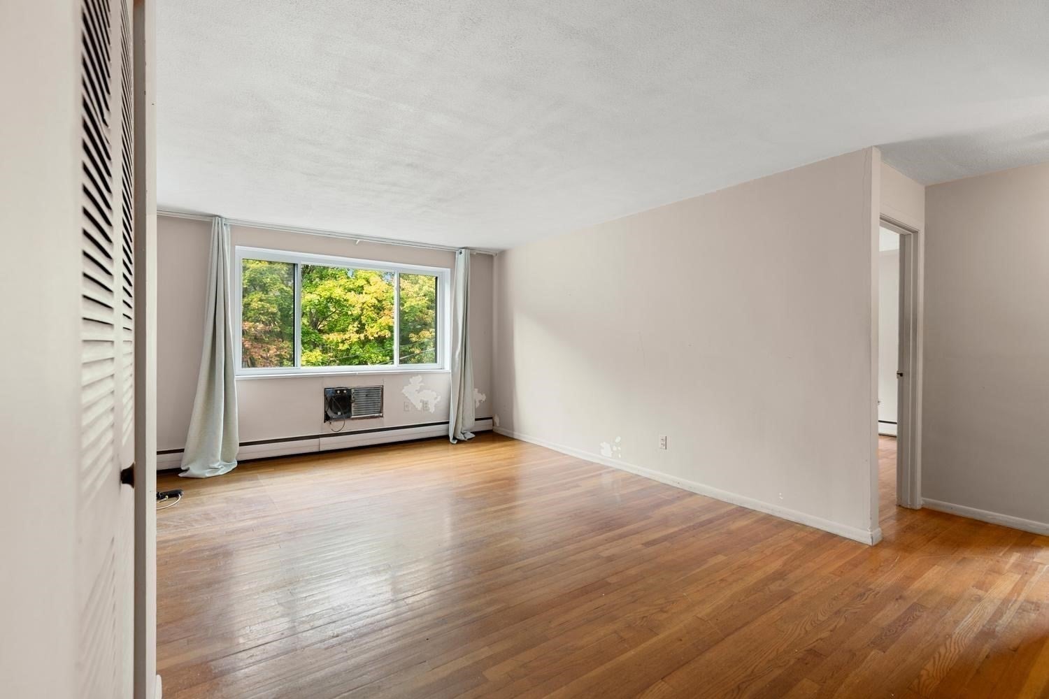 197 Kent St #42, Brookline, MA, 197 Kent St #42, Brookline, MA Photo #5