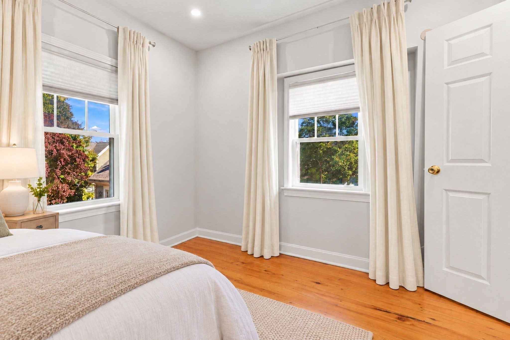 85 Albano St 3