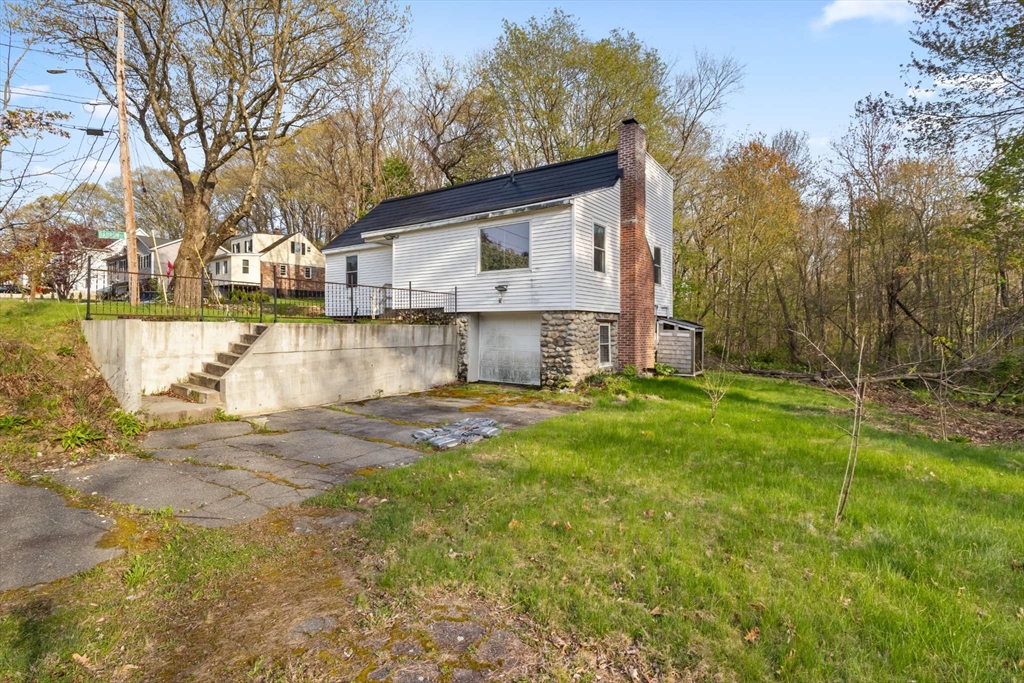 7 Darrow St