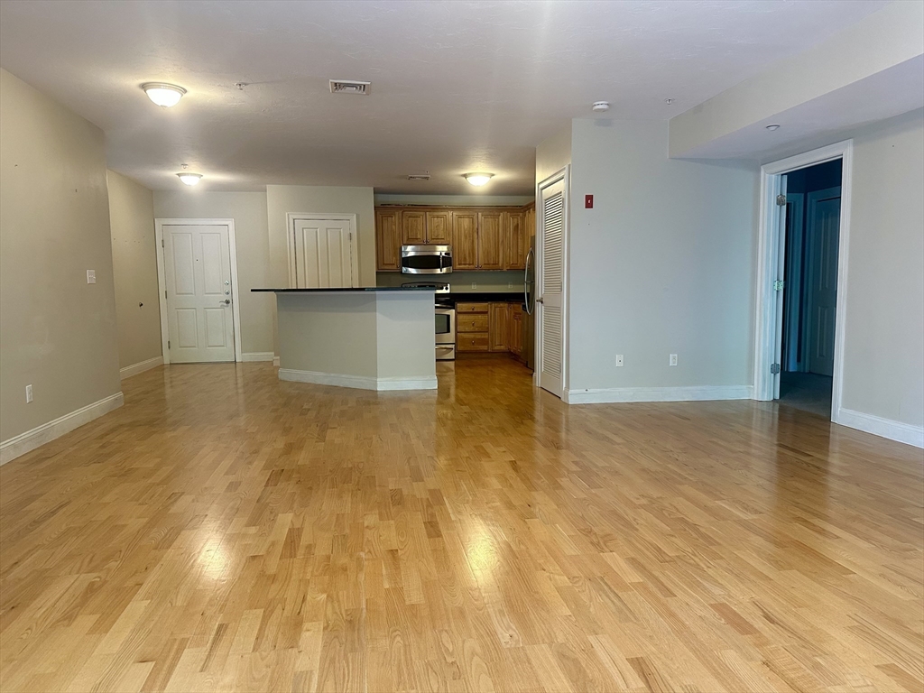 15 Summer St 107