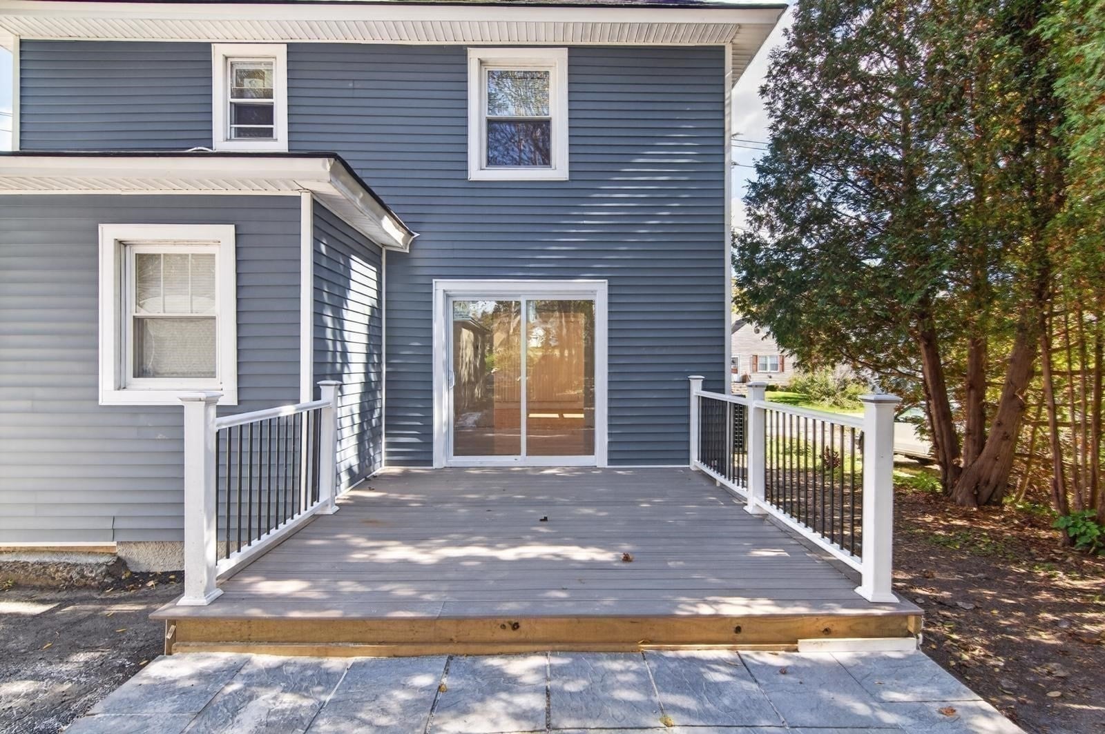 21 Ensign Ave, Pittsfield, MA Photo #14