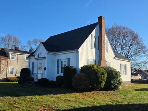 54 Grant Avenue Somerset MA 02726