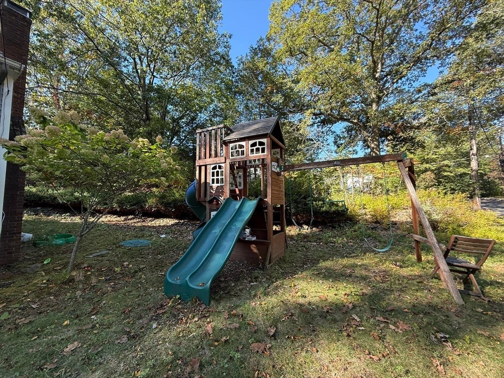 25 Berkshire Dr, Winchester, MA, 25 Berkshire Dr, Winchester, MA Photo #36