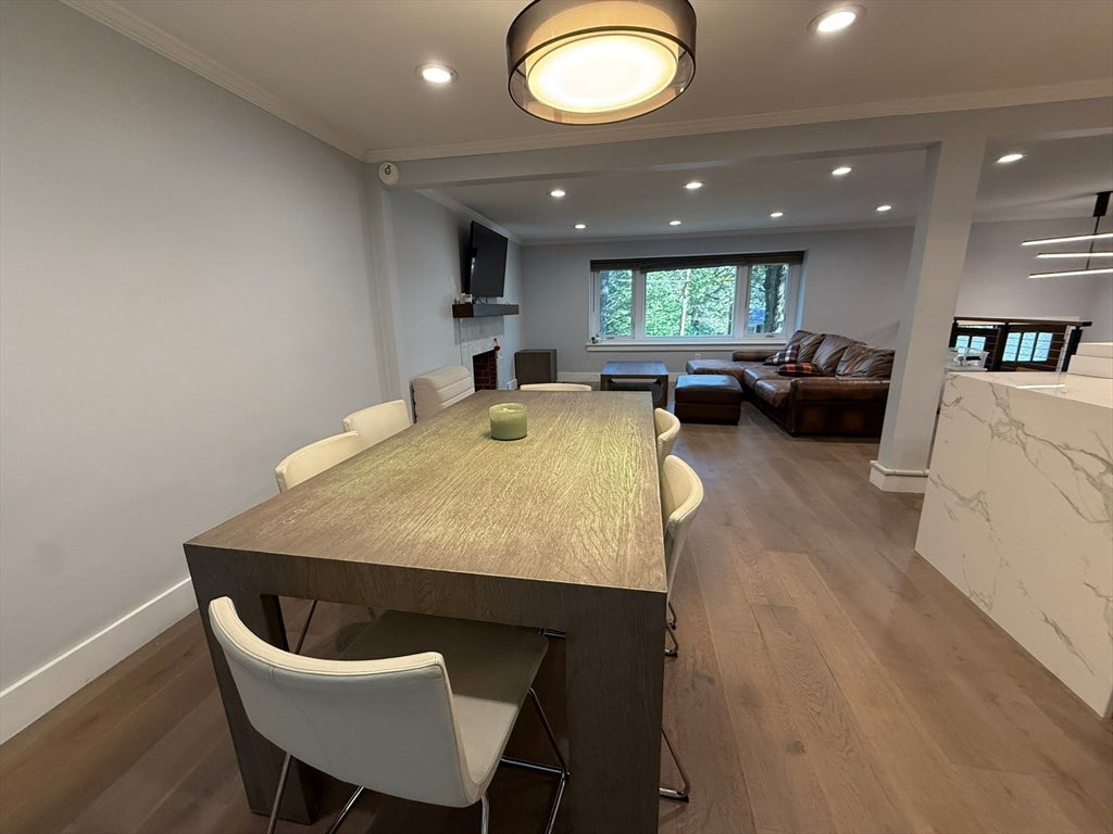 25 Berkshire Dr, Winchester, MA, 25 Berkshire Dr, Winchester, MA Photo #10
