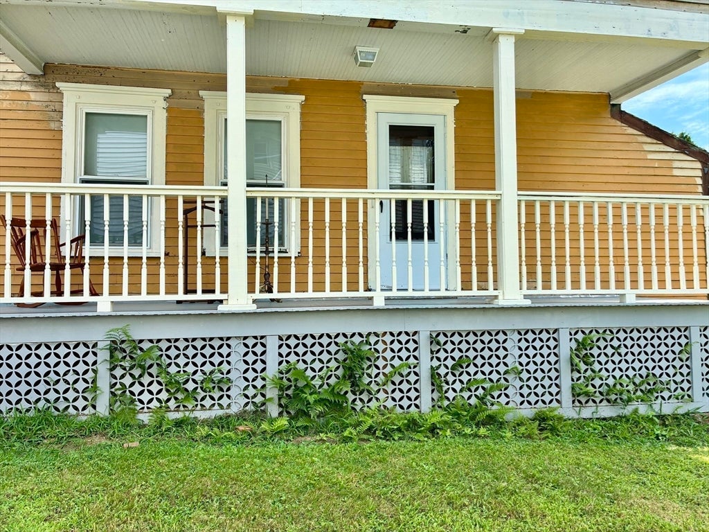 16 Chestnut St, Montague, MA, 16 Chestnut St, Montague, MA Photo #14