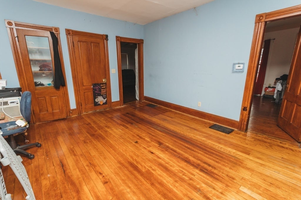 16 Chestnut St, Montague, MA, 16 Chestnut St, Montague, MA Photo #10