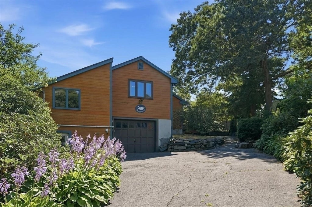 19 Curve Street, Wakefield, MA Photo #4