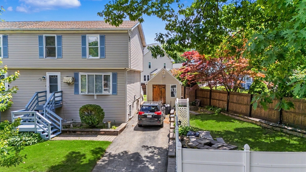 25 Taylor St 25