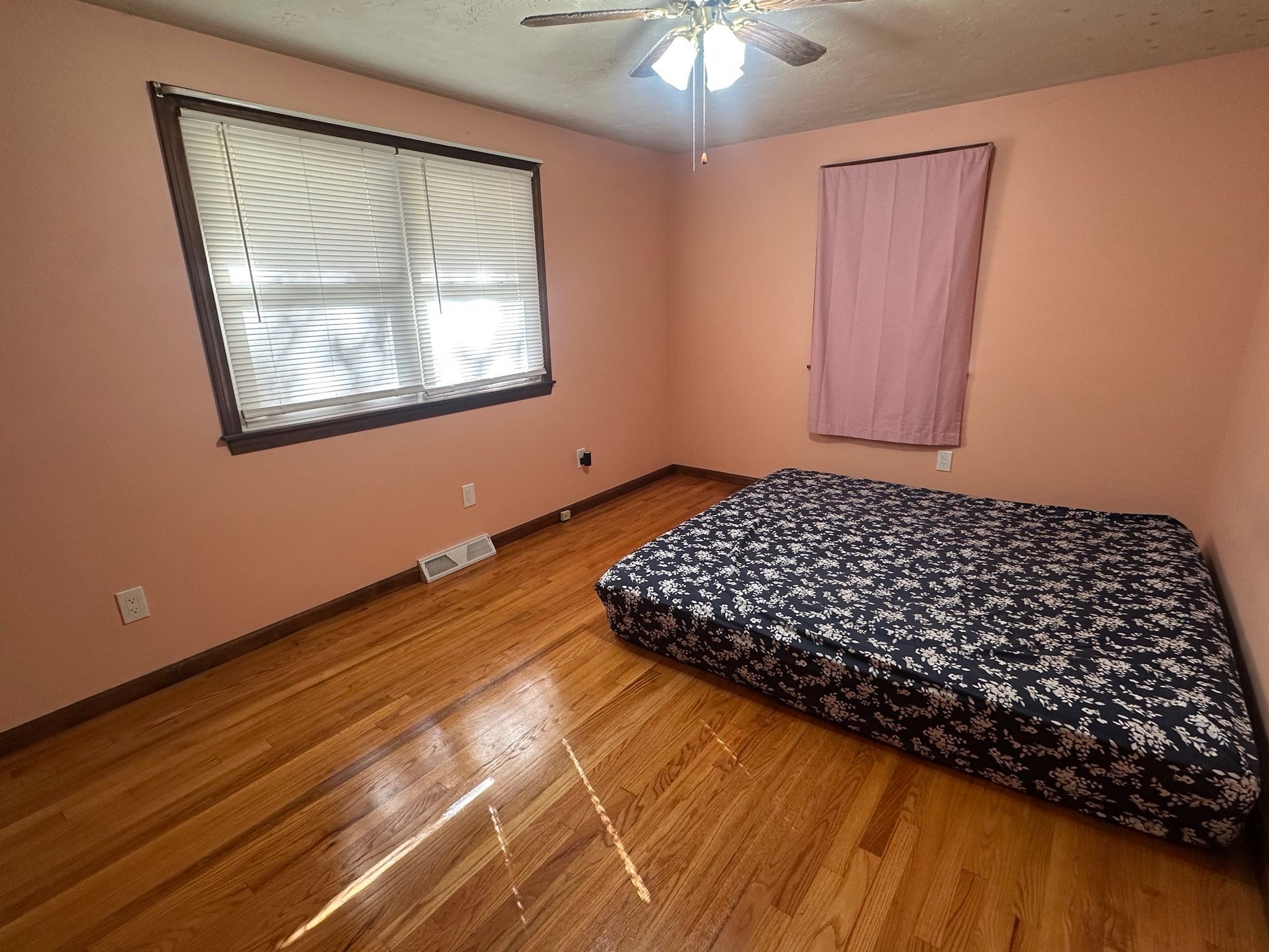 50 Dillon St, Worcester, MA, 50 Dillon St, Worcester, MA Photo #8