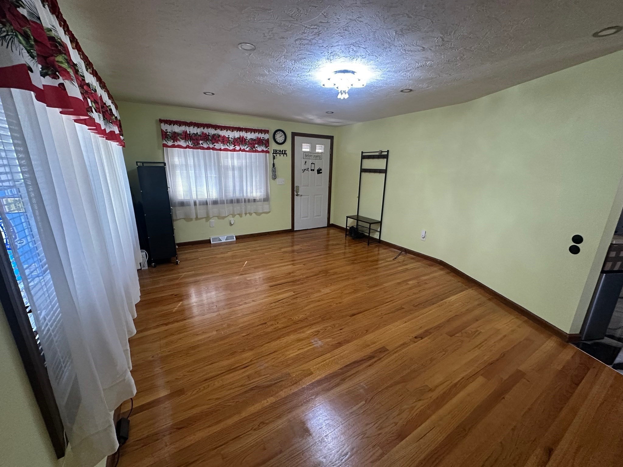 50 Dillon St