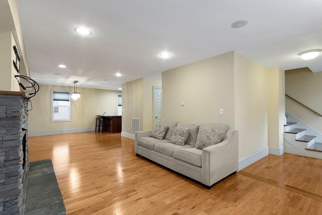 14 Downer Ct #14, Boston, MA Photo #5
