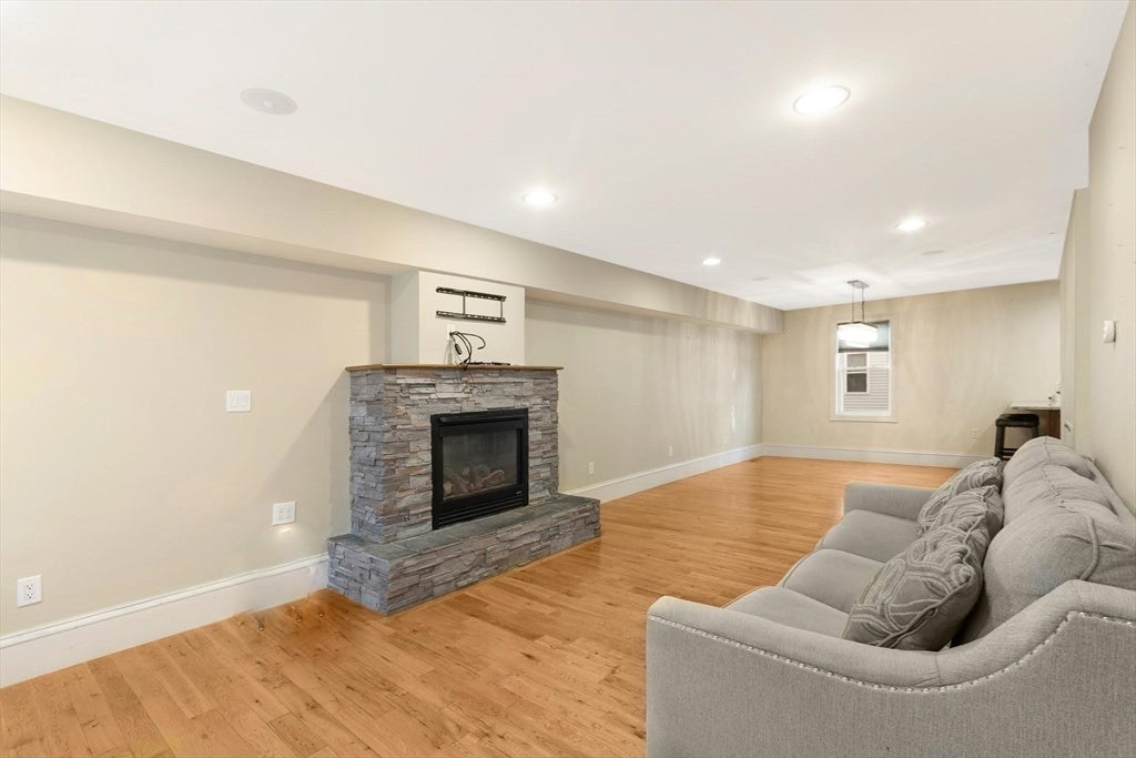14 Downer Ct #14, Boston, MA Photo #6