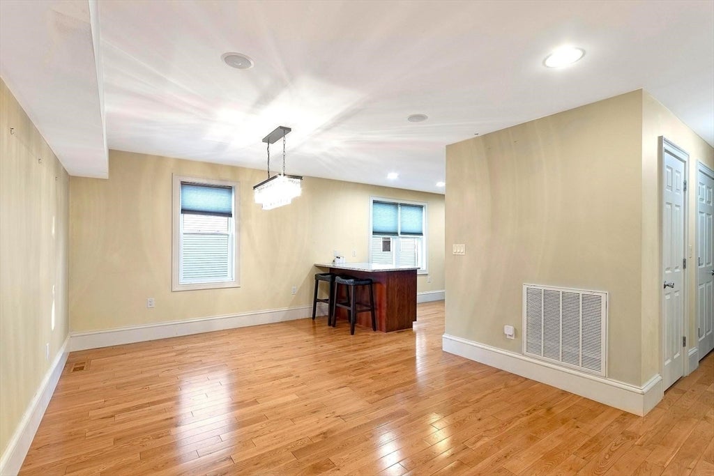 14 Downer Ct #14, Boston, MA Photo #4