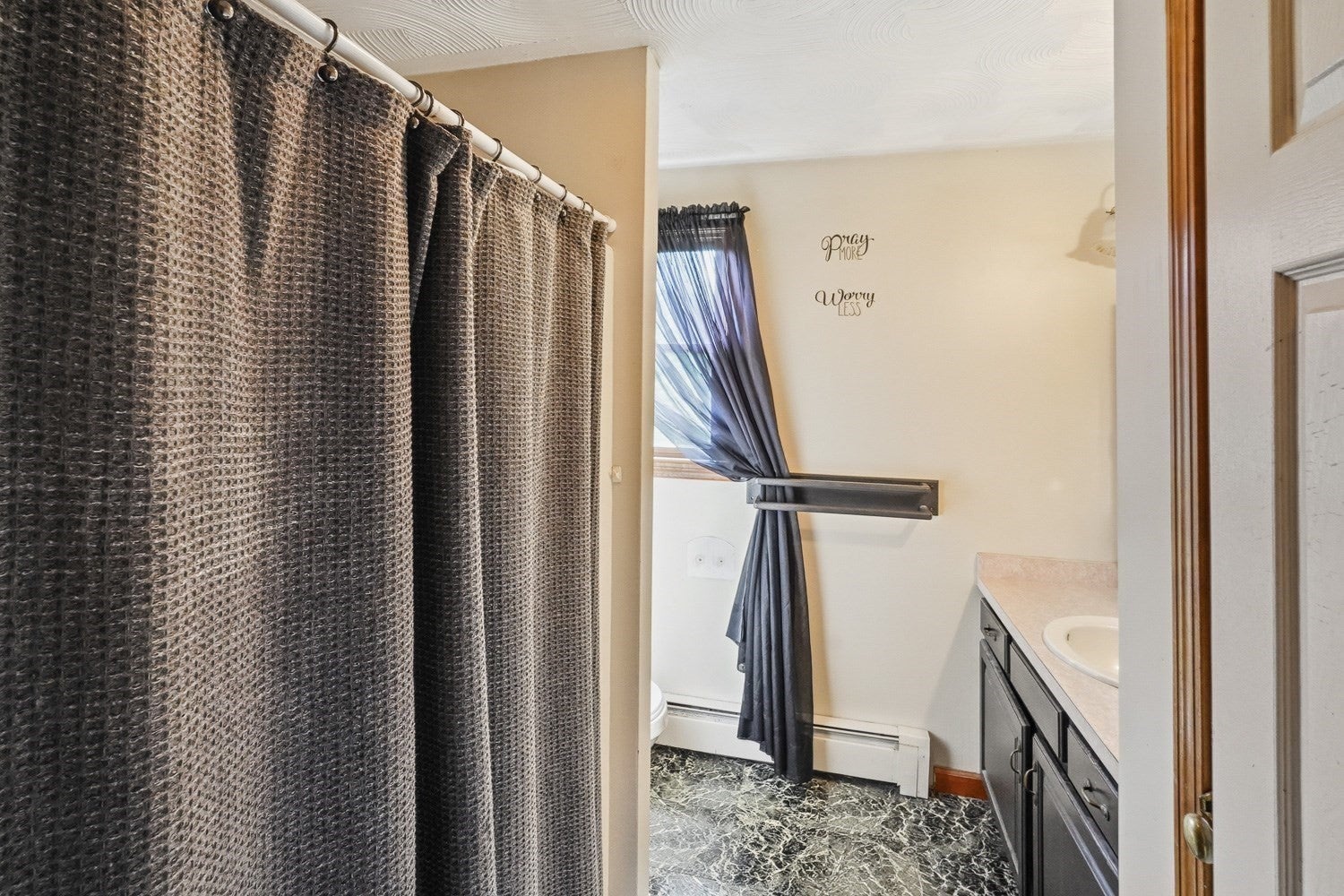 4 Henry Marsh Rd #B, Oxford, MA Photo #25