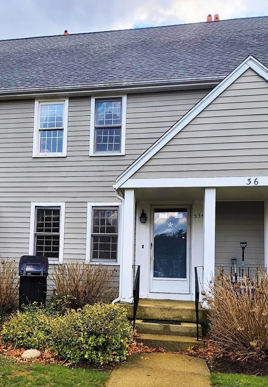 534 Twin Lakes Dr 534