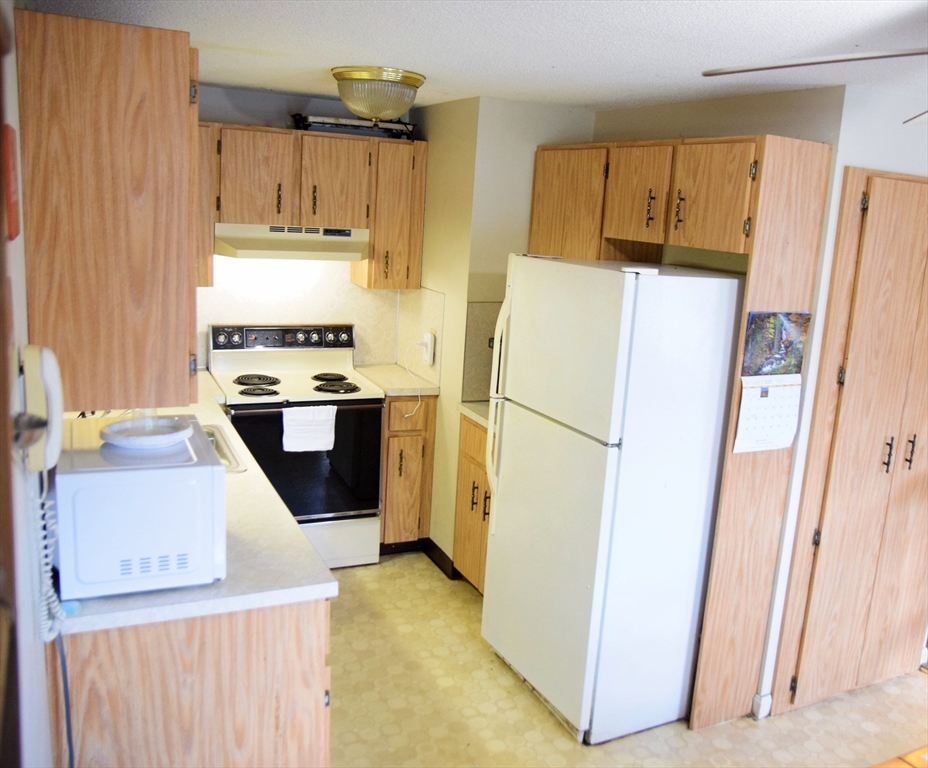 534 Twin Lakes Dr 534