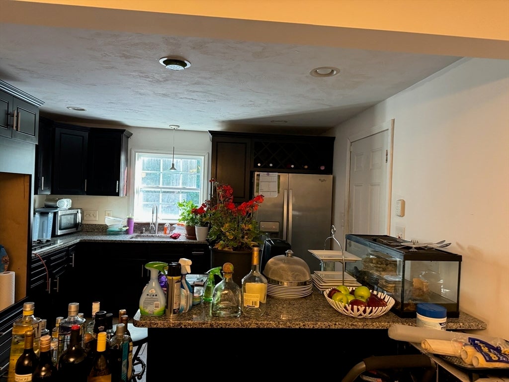 90 Sunset Ave