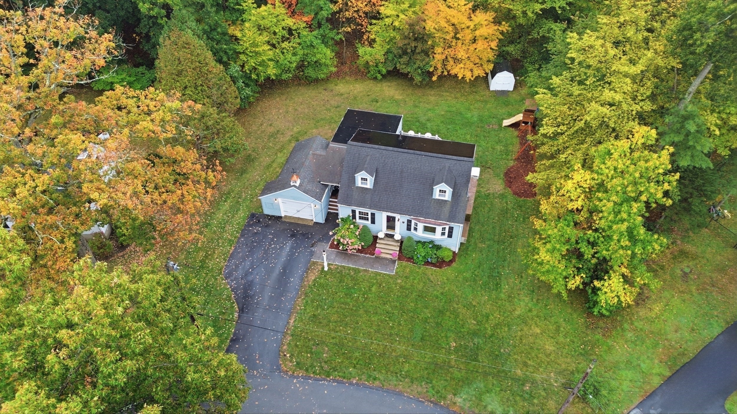 21 Curve Street, Bedford, MA Photo #35