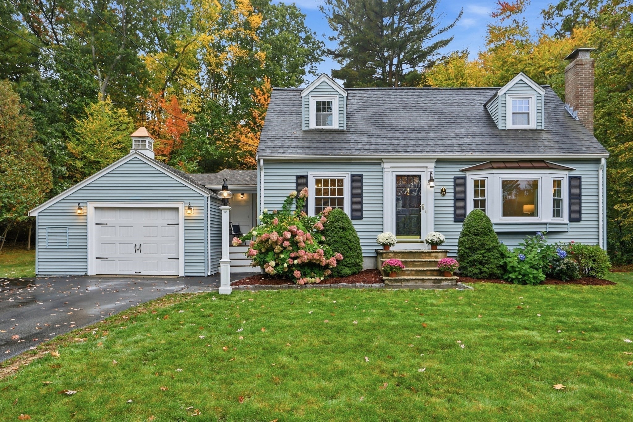 Photo of 21 Curve Street, Bedford, MA