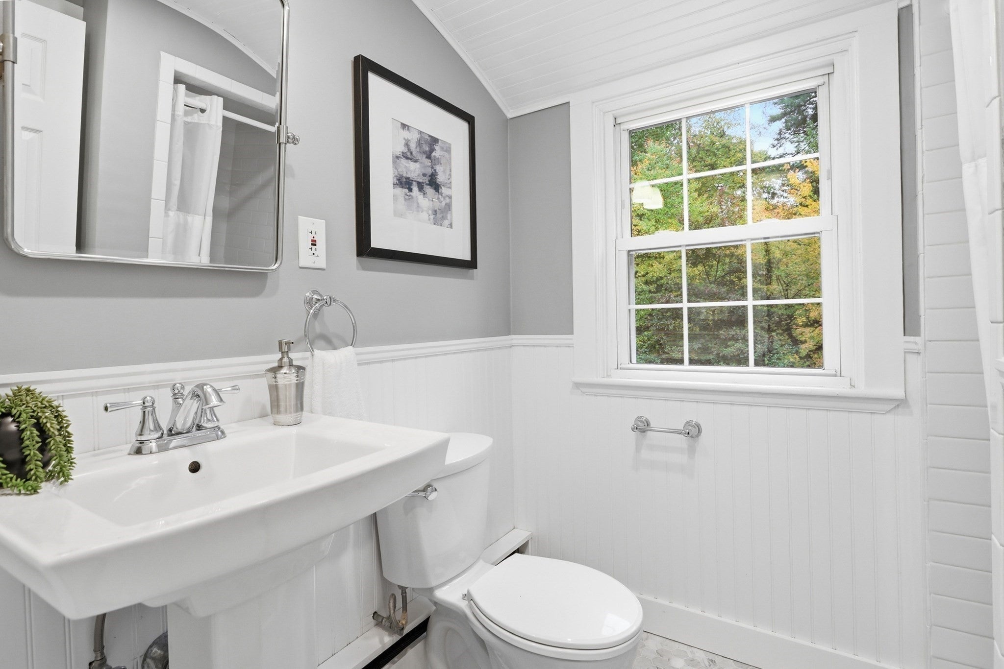21 Curve Street, Bedford, MA Photo #21