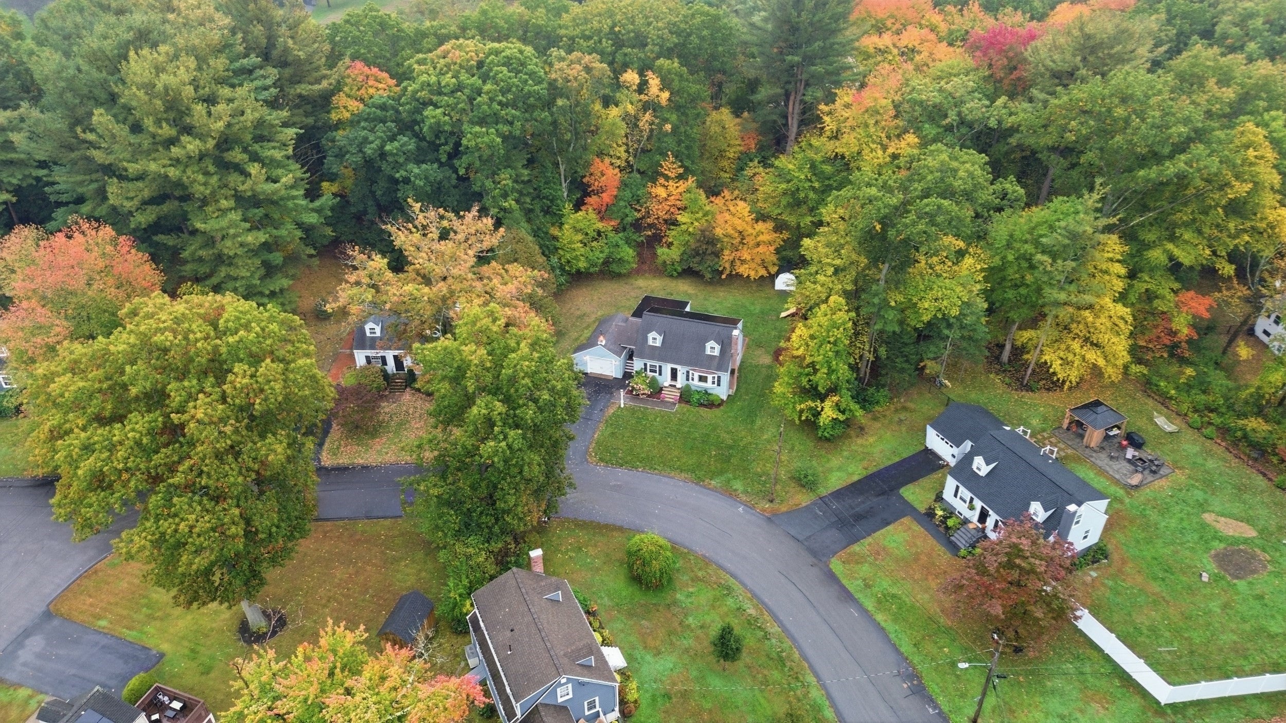 21 Curve Street, Bedford, MA Photo #3