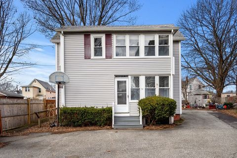 74 Myrtle St Lynn MA 01905