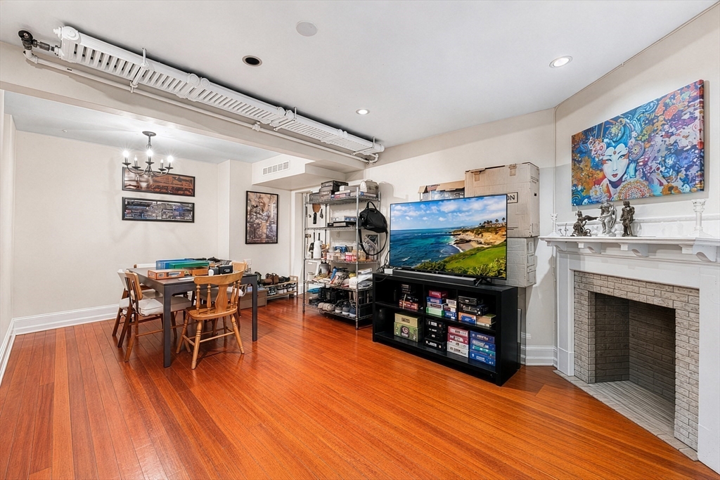 1834 Beacon St B1