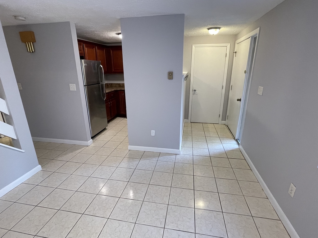 12 Victoria Drive 12