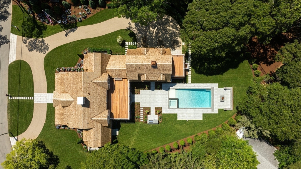 20 Grand Island Dr