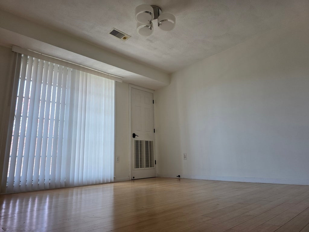 39 Broadway 206