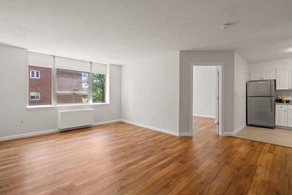 20 Hammond Pond Pkwy #302, Newton, MA Photo #7