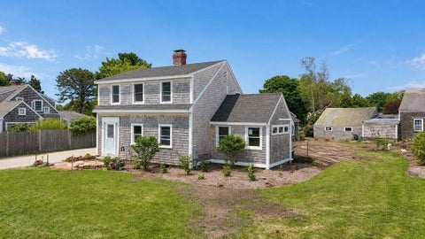 Photo of 33 Pleasant ST, Dennis, MA 02670 (MLS # 73586751)