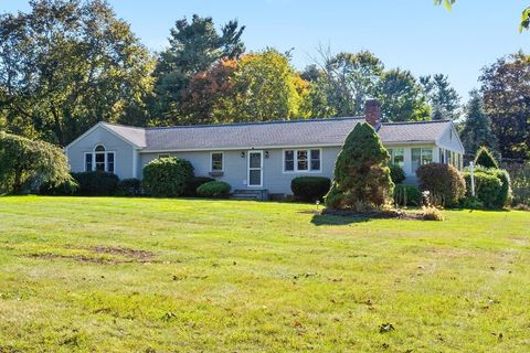 152 Coburn Rd Berlin MA 01503