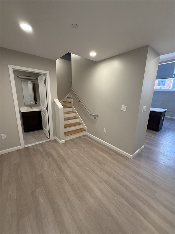 6 Chatham Street 305