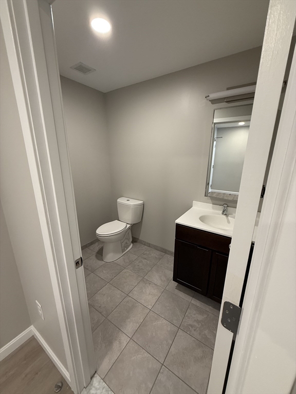 6 Chatham Street 305