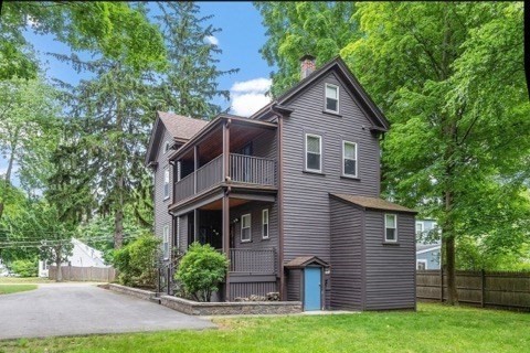 293 Woburn St. 1