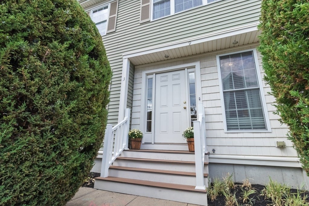 9 Russell St 3