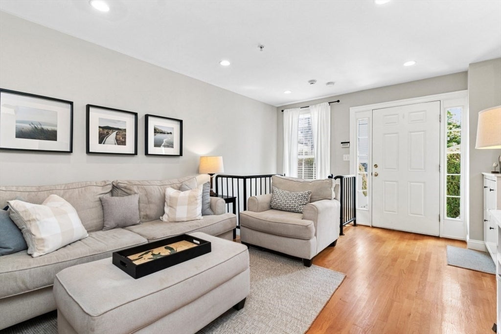 9 Russell St 3