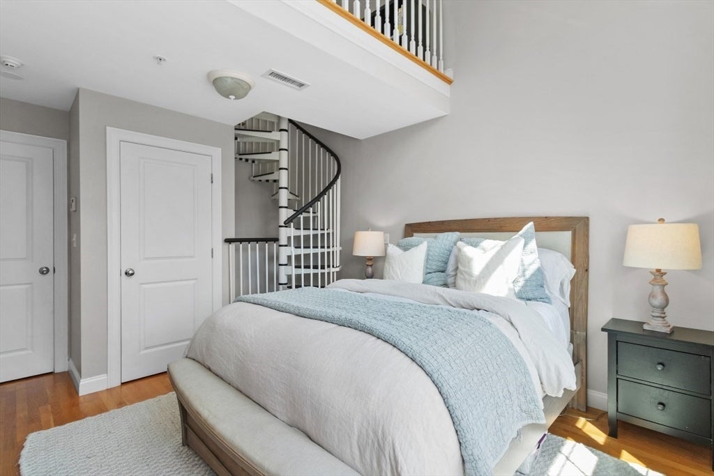 9 Russell St #3, Waltham, MA, 9 Russell St #3, Waltham, MA Photo #10