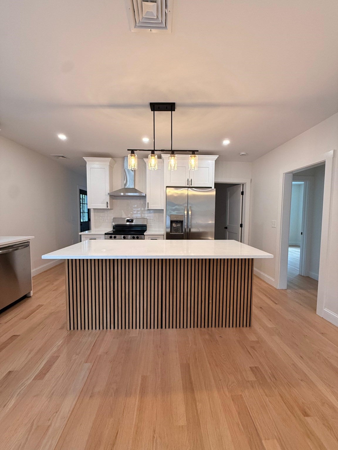 23 Murray Hill Rd, Medford, MA Photo #7