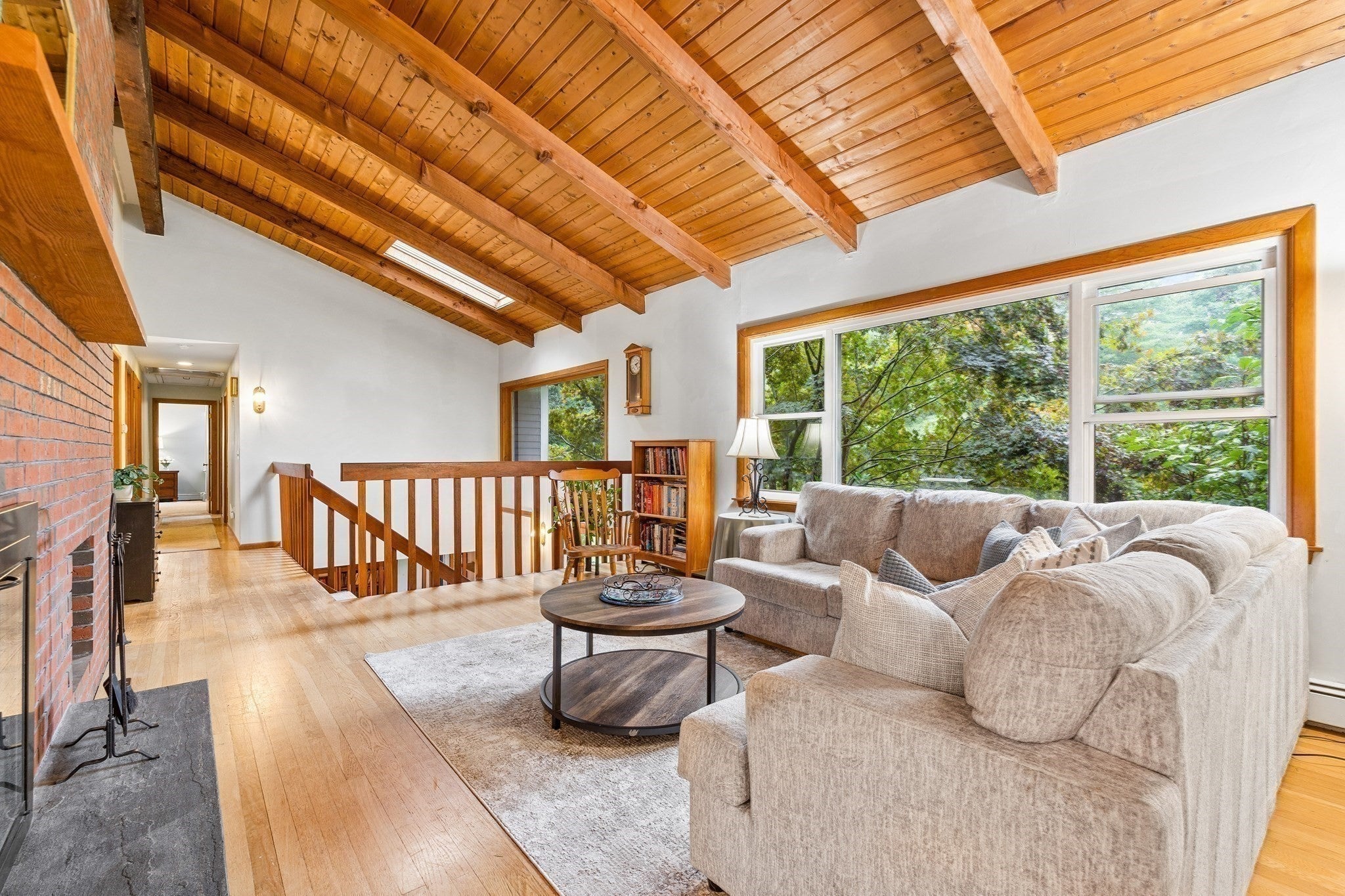 10 Lowell Dr