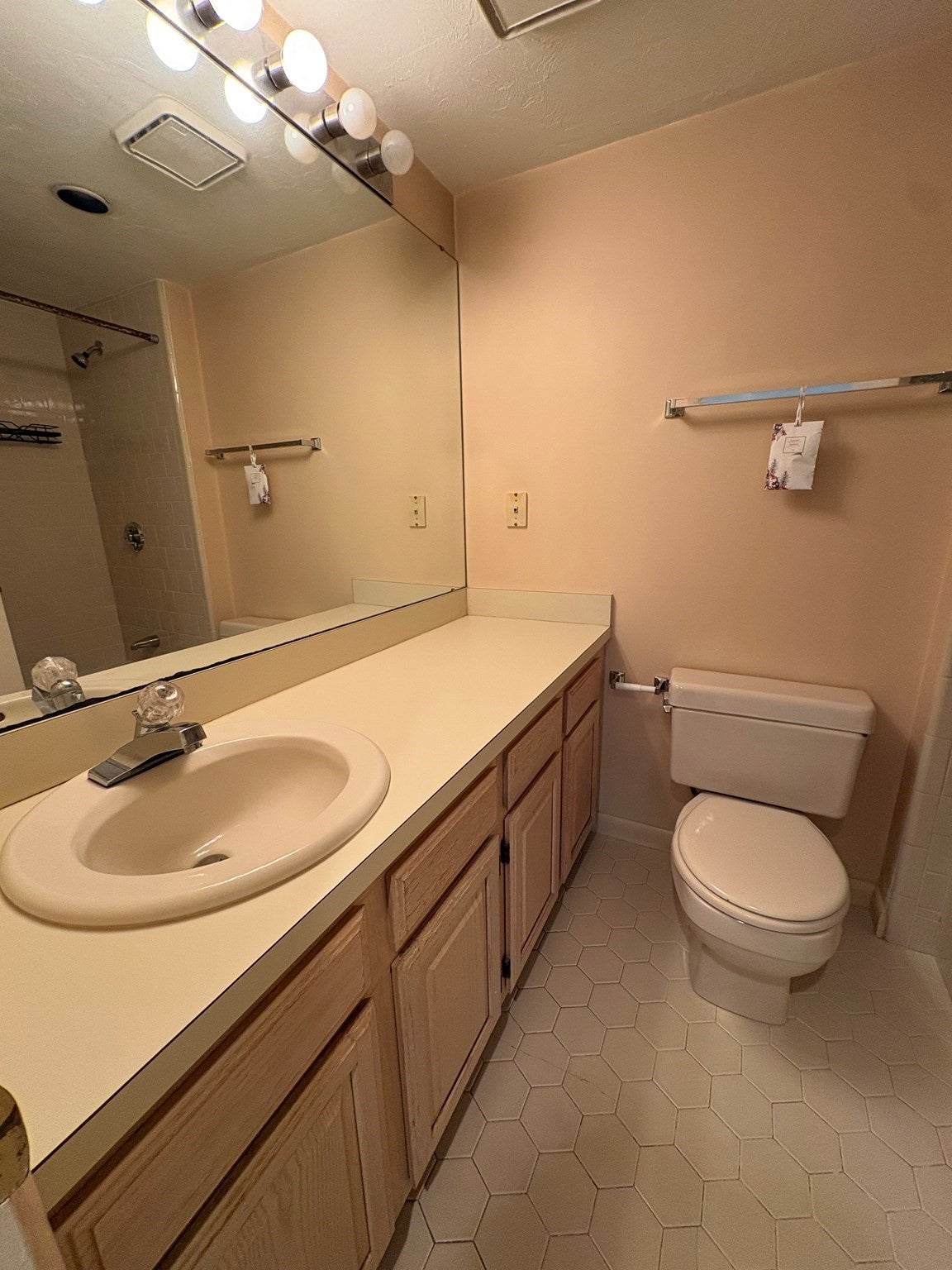 200 Falls Boulevard #B208, Quincy, MA, 200 Falls Boulevard #B208, Quincy, MA Photo #10
