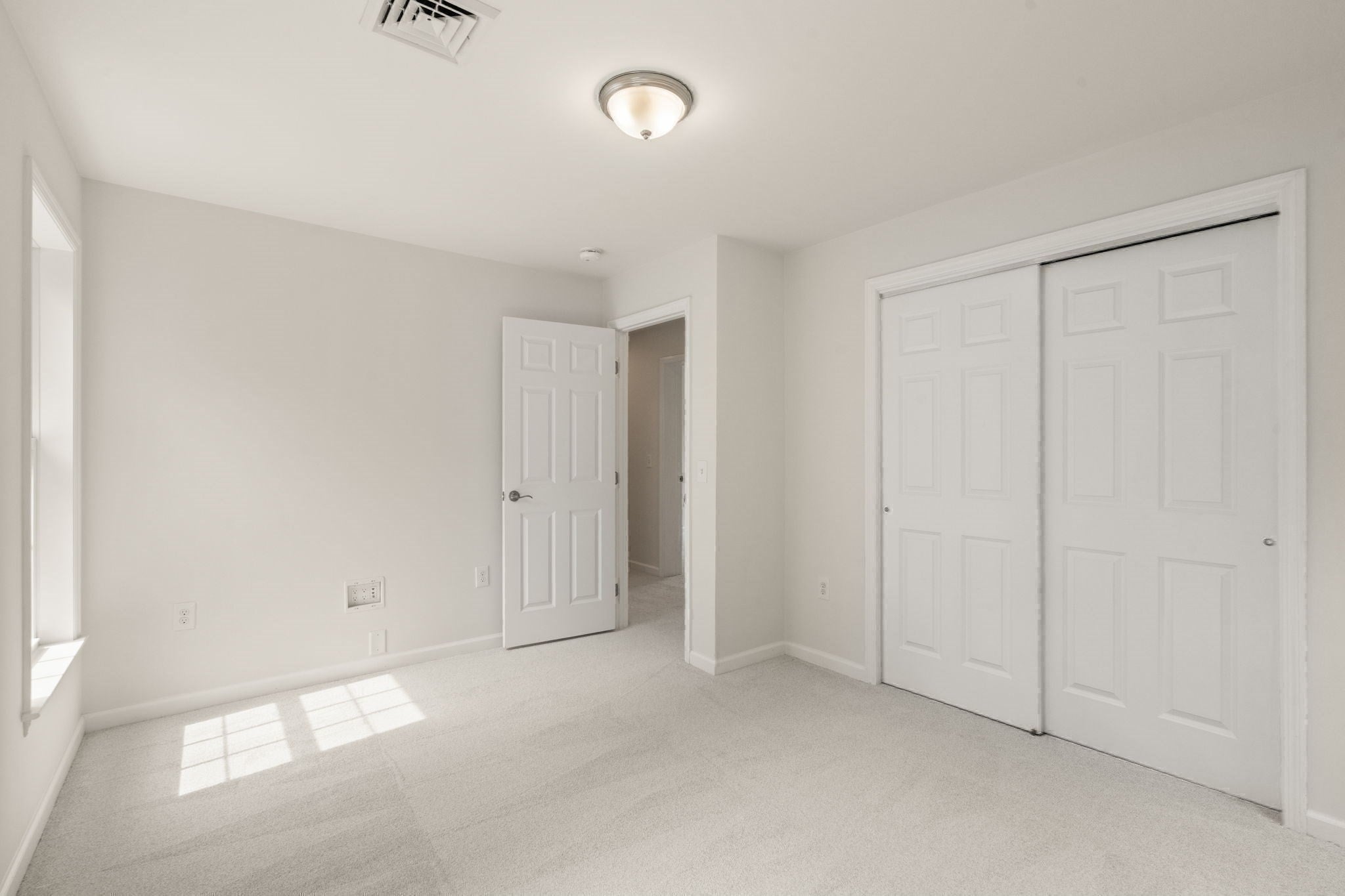 175 Colburn Street, Westwood, MA Photo #25